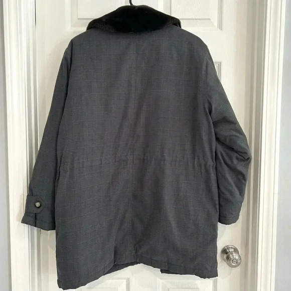 VTG 90s Jones New York Coat Size M Zip Cut Faux Fur Collar Waist Cinch Pockets - Picture 7 of 17